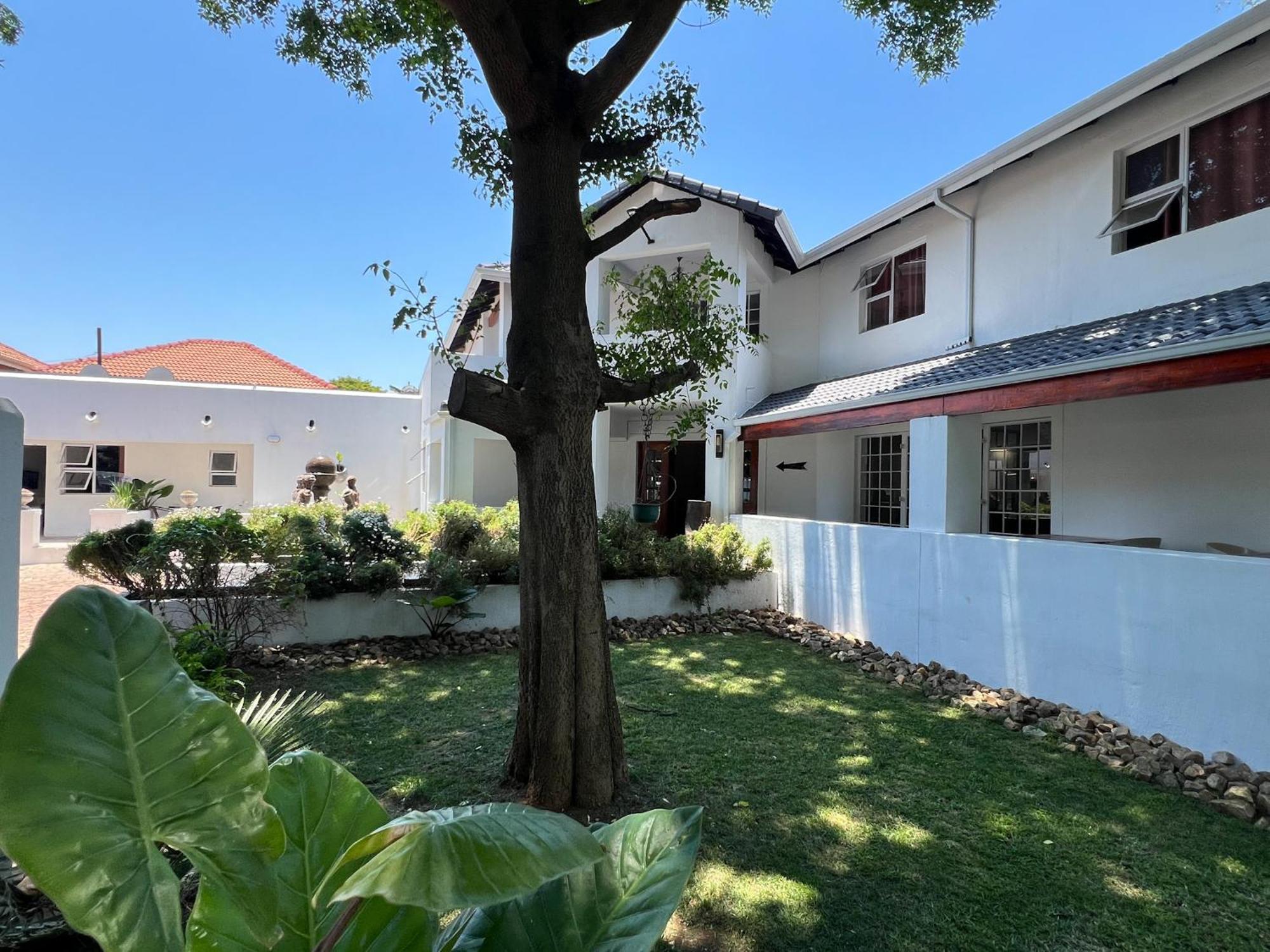 Amoris Guesthouse - In Brooklyn Pretoria-Noord Exterior foto